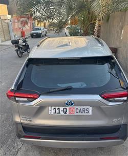 تۆیۆتا ڕاڤ 4